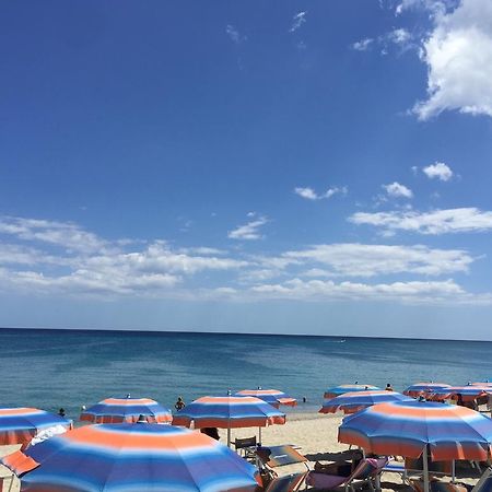 Italian Breeze Βίλα Soverato Marina Δωμάτιο φωτογραφία