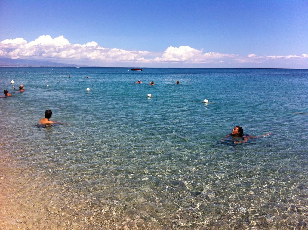 Italian Breeze Βίλα Soverato Marina Δωμάτιο φωτογραφία